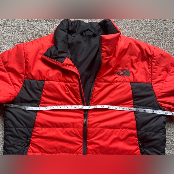 The North Face Men’s Bombay Insulated Winter Jacket for Ski Snowboard in Orange - Picture 7 of 9